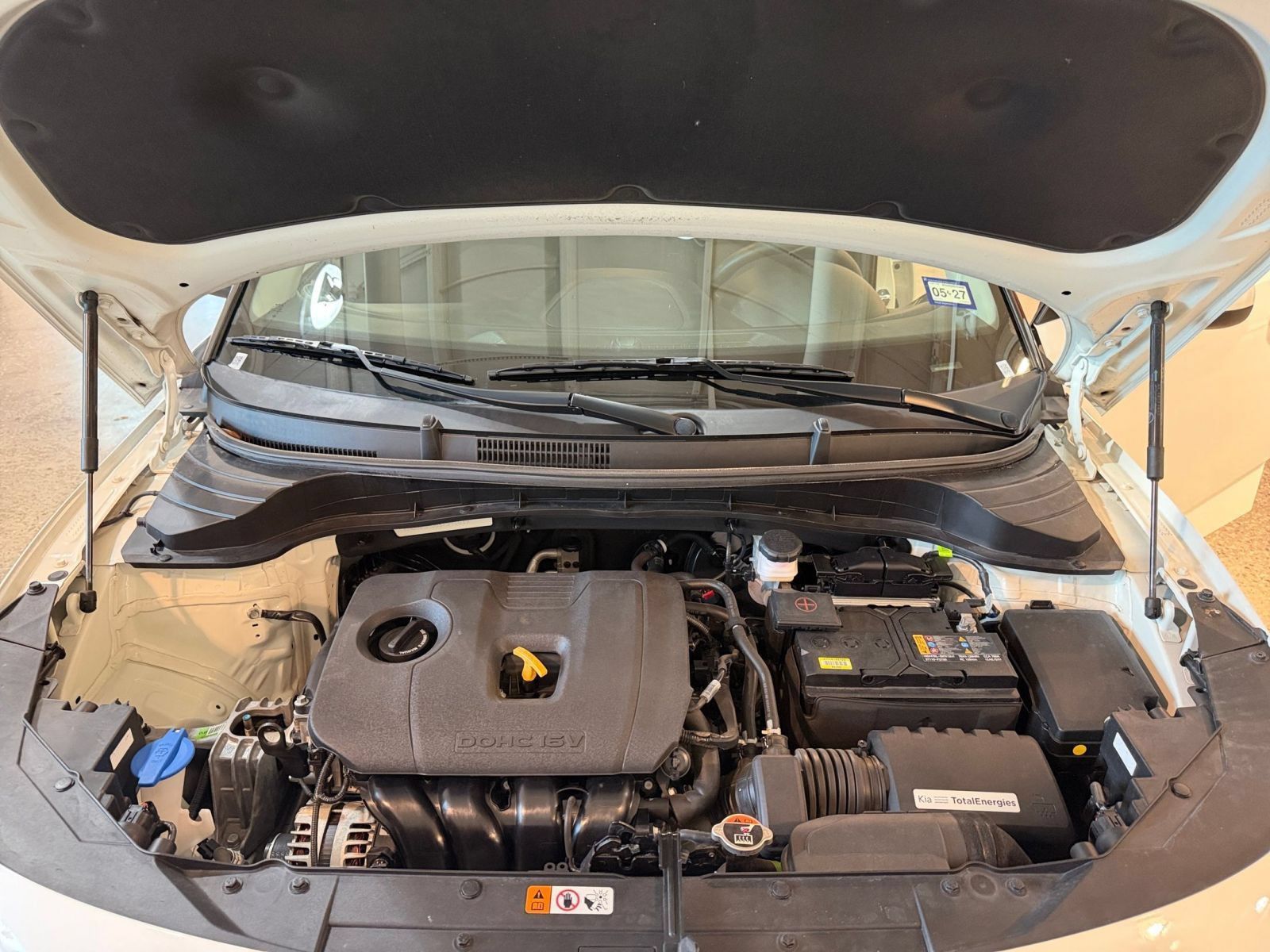 Used 2025 Kia Soul LX w/ LX Technology Package FWD image 30