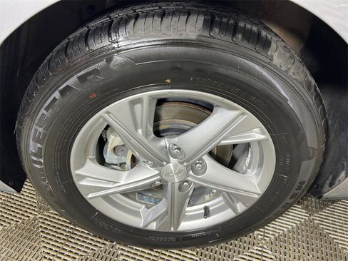 Used 2023 Hyundai Sonata SE image 17