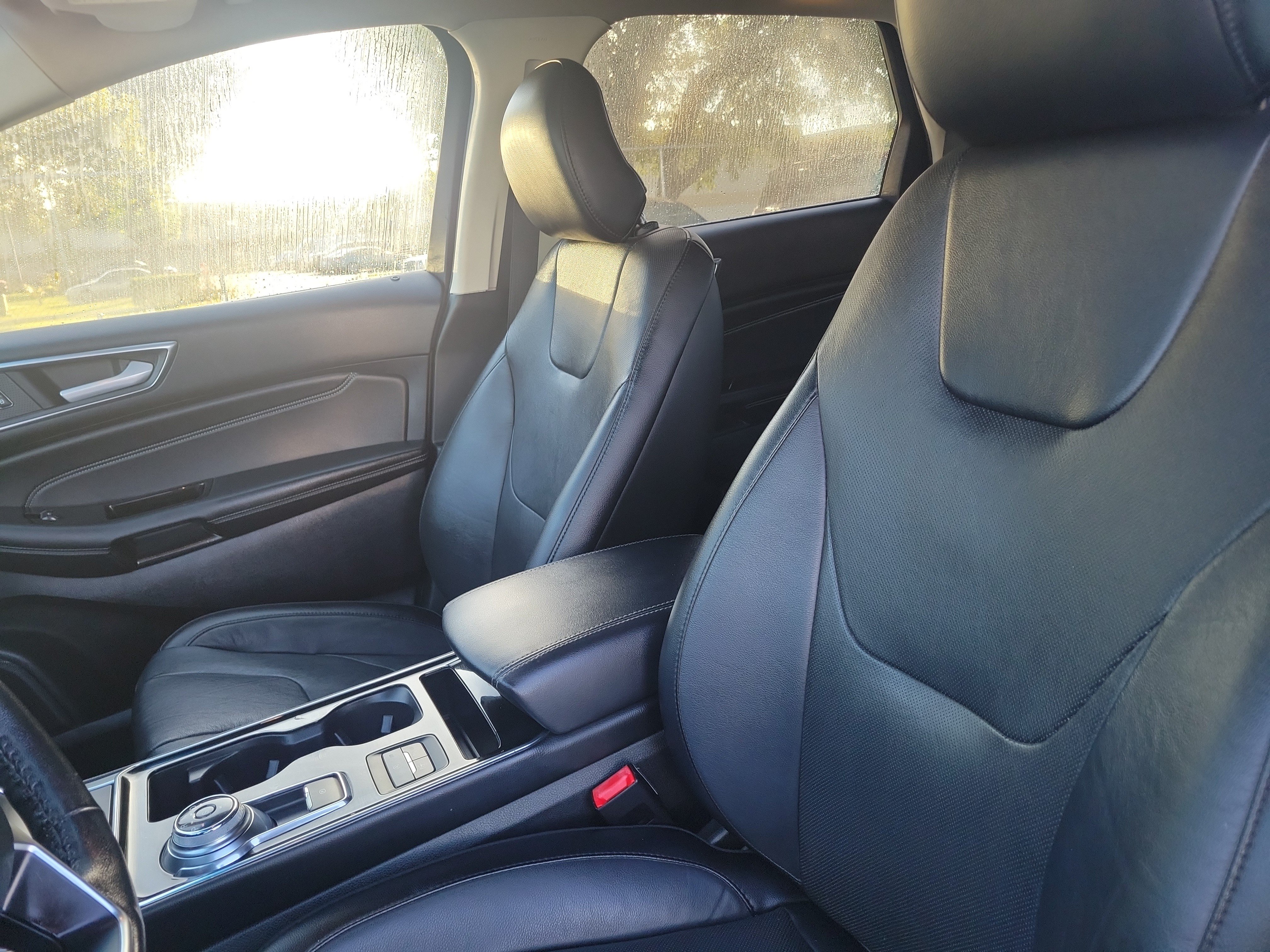 Used 2019 Ford Edge Titanium w/ Equipment Group 301A FWD image 14
