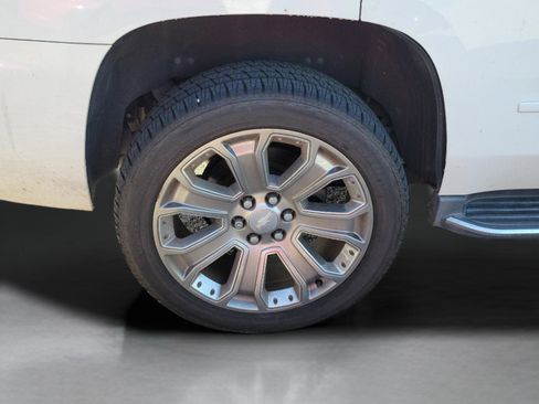 Used 2017 Chevrolet Tahoe Premier AWD/4WD image 20