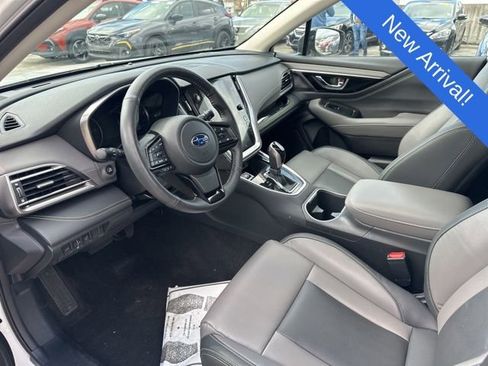 Certified 2025 Subaru Outback Onyx Edition image 9