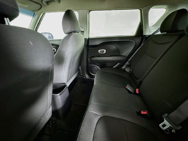 Used 2018 Kia Soul FWD image 20