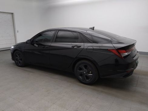 Used 2023 Hyundai Elantra SEL FWD image 3