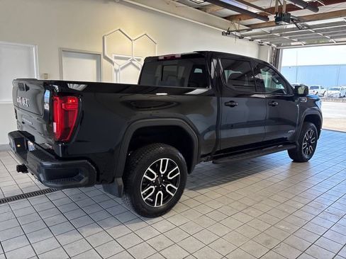 Used 2025 GMC Sierra 1500 AT4 w/ AT4 Premium Package AWD/4WD image 2