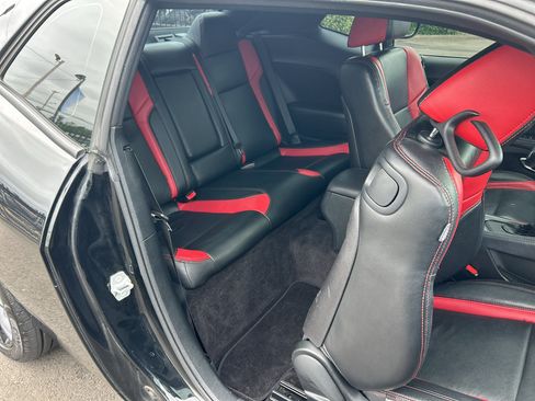Used 2018 Dodge Challenger SXT w/ Blacktop Package RWD image 30