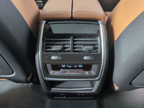 New 2026 BMW X7 xDrive40i w/ Executive Package image 29