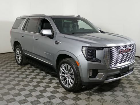 Used 2024 GMC Yukon Denali w/ Max Trailering Package AWD/4WD image 1