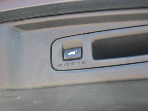 Used 2024 Honda CR-V EX-L image 43