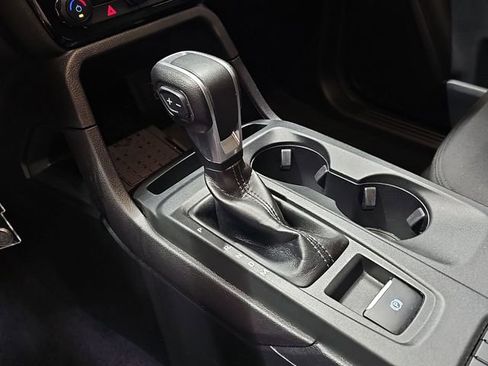 Used 2025 Ford Ranger XLT w/ Technology Package image 16