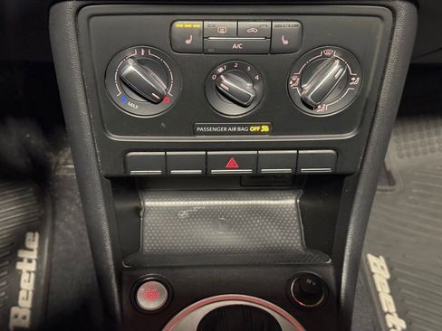 Used 2016 Volkswagen Beetle 1.8T SE image 28