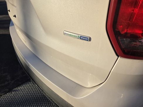 Used 2017 Ford Explorer Sport image 14