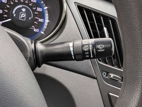 Used 2011 Hyundai Sonata GLS image 25