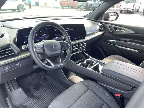 Used 2024 Chevrolet Traverse LT w/ Midnight/Sport Edition FWD image 10
