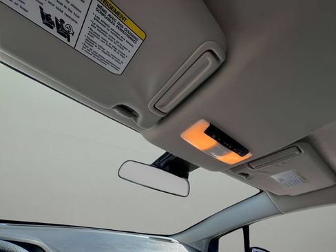 Used 2025 Nissan Versa SV FWD image 20