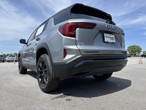 New 2026 GMC Terrain Elevation w/ Black Edition image 8