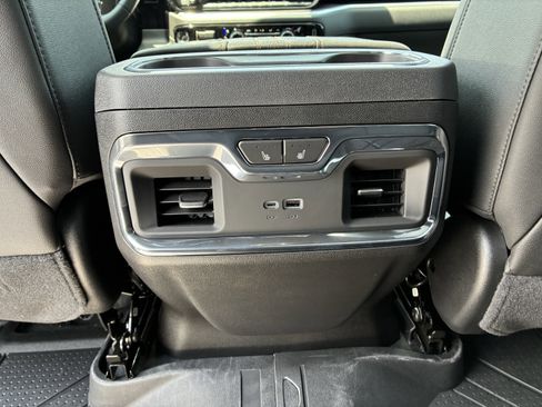New 2026 Chevrolet Silverado 1500 High Country w/ High Country Premium Package AWD/4WD image 18