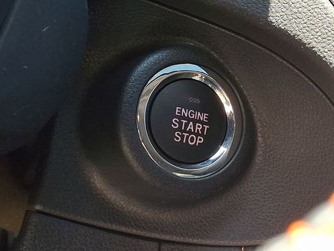 Used 2019 Subaru Crosstrek 2.0i Limited w/ Moonroof Package w/Navigation AWD/4WD image 24