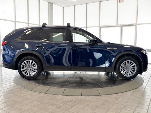 Used 2024 MAZDA CX-90 Plug-In Hybrid w/ Preferred AWD/4WD image 9