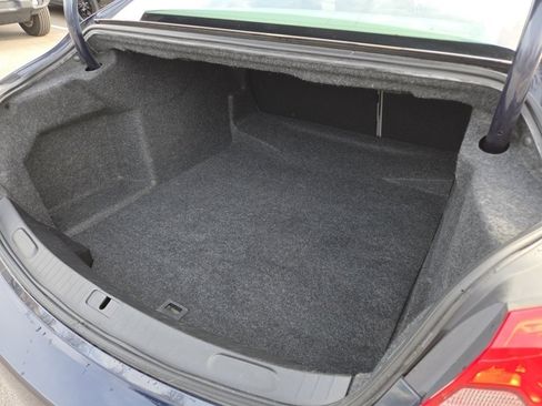 Used 2017 Chevrolet Impala LS image 29