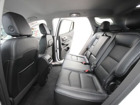 Used 2023 GMC Terrain SLT AWD/4WD image 28