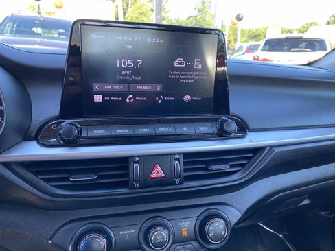 Used 2023 Kia Forte LXS FWD image 10