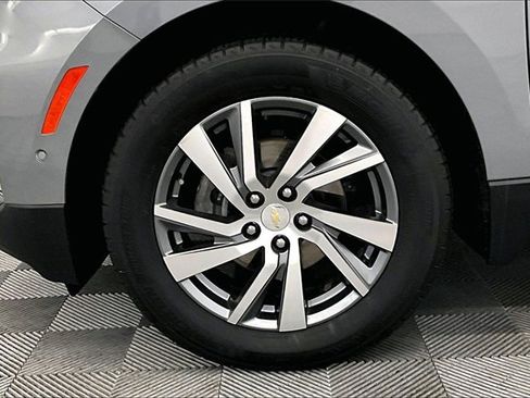 Used 2024 Chevrolet Equinox Premier image 8
