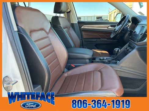 Used 2021 Volkswagen Atlas SEL Premium image 45