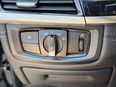 Used 2018 BMW X5 M w/ Executive Package AWD/4WD image 40