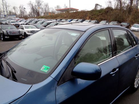 Used 2010 Subaru Impreza 2.5i Premium image 10