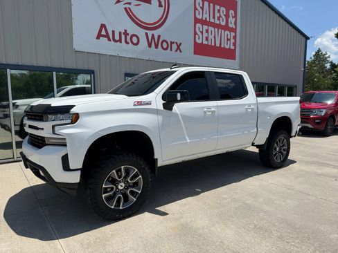 Used 2020 Chevrolet Silverado 1500 RST AWD/4WD image 39