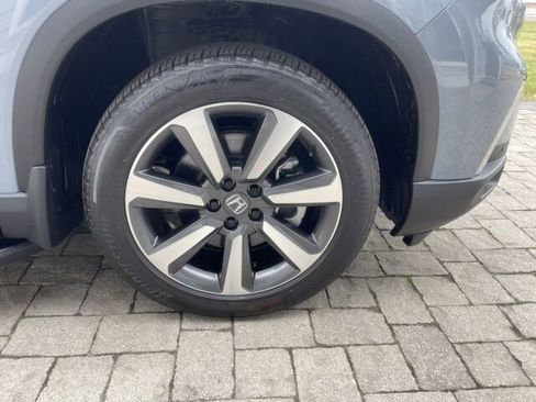 Used 2023 Honda Pilot Elite image 43