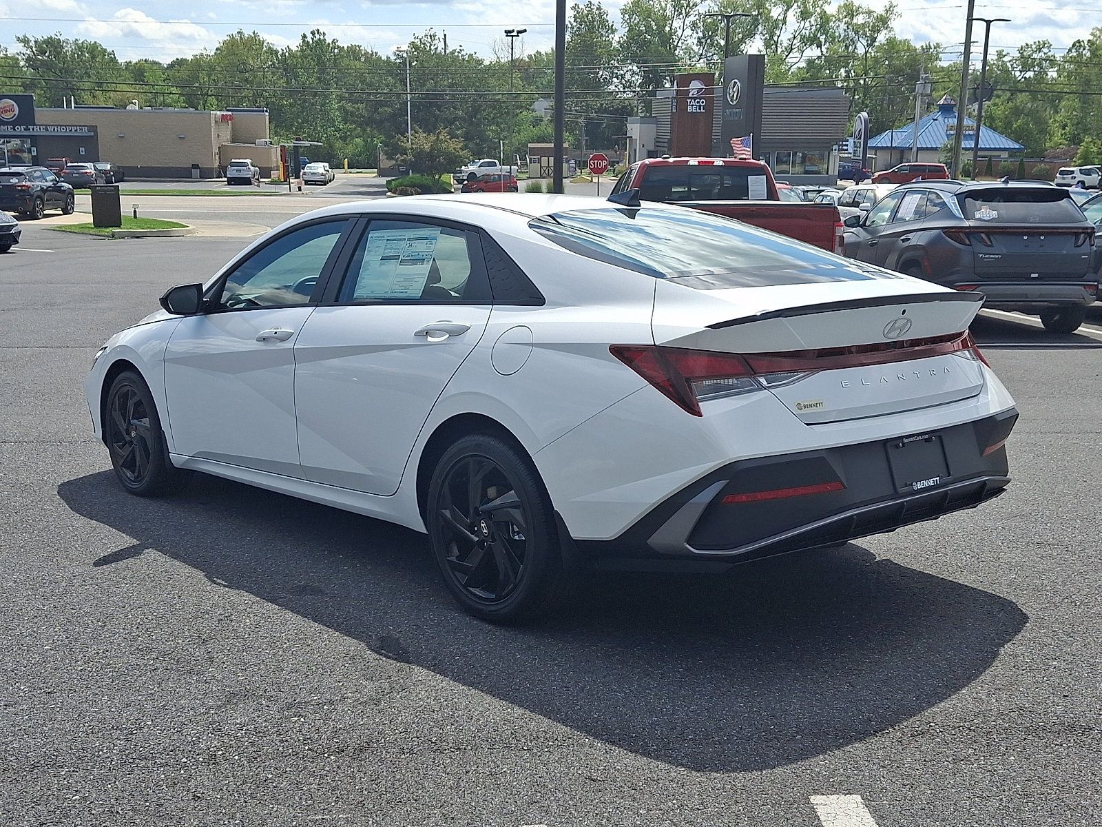 New 2026 Hyundai Elantra SEL Sport FWD image 4