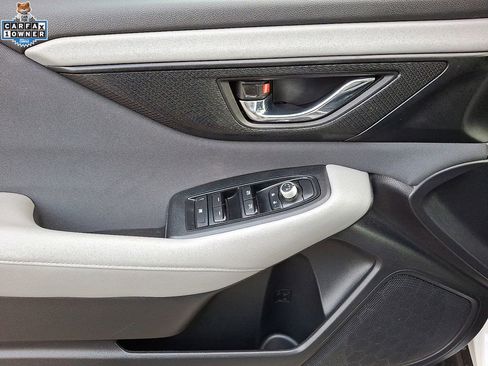 Used 2023 Subaru Outback Premium image 12