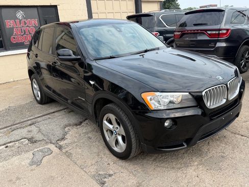 Used 2012 BMW X3 xDrive28i image 3