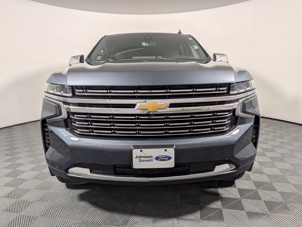 Used 2021 Chevrolet Tahoe Premier w/ Premium Package RWD image 3