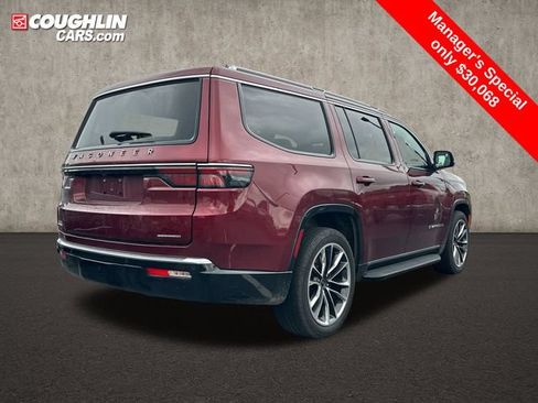 Used 2022 Jeep Wagoneer Series II w/ Premium Group I AWD/4WD image 9