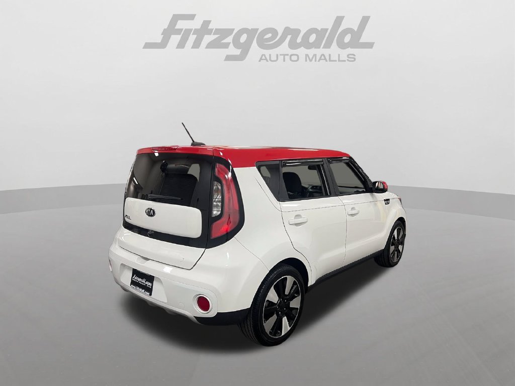 Used 2018 Kia Soul + FWD image 5