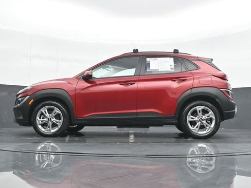Used 2023 Hyundai Kona SEL image 18