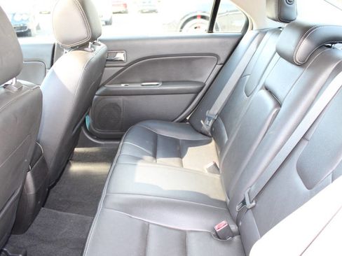 Used 2012 Ford Fusion SEL image 18