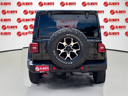 Used 2021 Jeep Wrangler Unlimited Rubicon AWD/4WD image 7