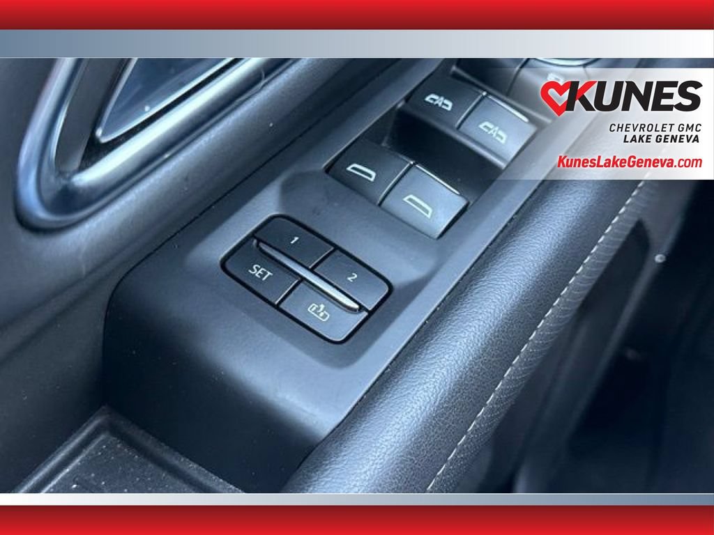 Used 2024 Chevrolet Tahoe Premier w/ Premium Package AWD/4WD image 39