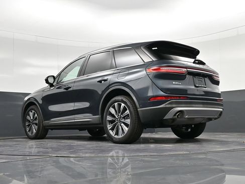 Used 2021 Lincoln Corsair Reserve FWD image 25