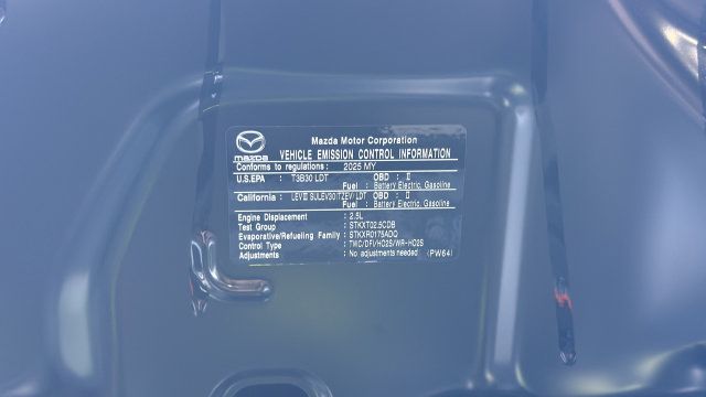 Used 2025 MAZDA CX-70 Plug-In Hybrid w/ Premium Plus AWD/4WD image 31