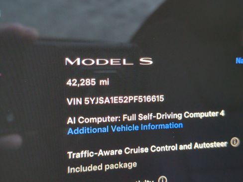 Used 2023 Tesla Model S AWD/4WD image 13