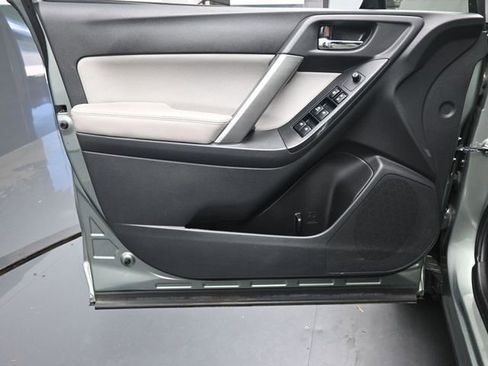 Used 2015 Subaru Forester 2.5i Limited image 20