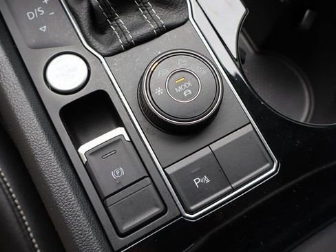 Used 2023 Volkswagen Atlas SEL image 24