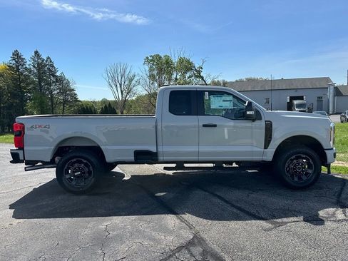 New 2026 Ford F350 XL w/ STX Appearance Package AWD/4WD image 4