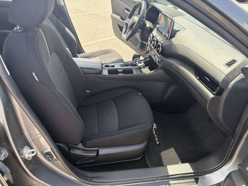 Used 2022 Nissan Sentra SV w/ Trunk Package FWD image 29