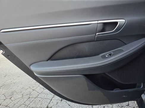 Used 2023 Hyundai Sonata Limited image 13