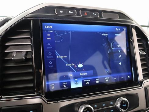 Used 2022 Ford F250 Lariat w/ Lariat Value Package image 7